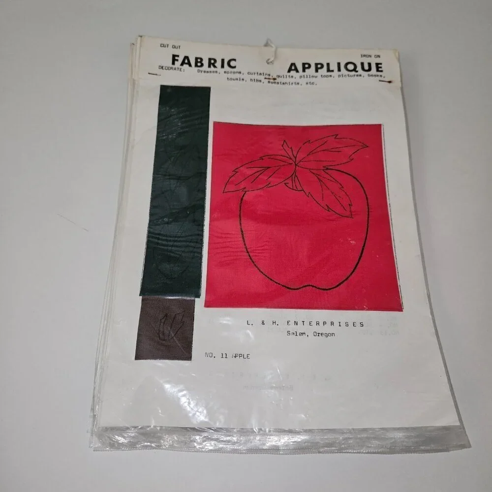 VTG 19 Fabric Applique Lot Red Apple Gray Dog Duck Lion Butterfly Flowers READ